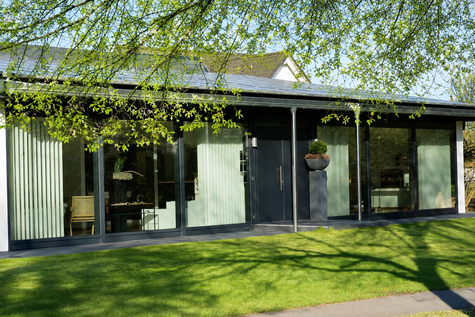 Firmengebäude Zirkelbach Frontperspektive
