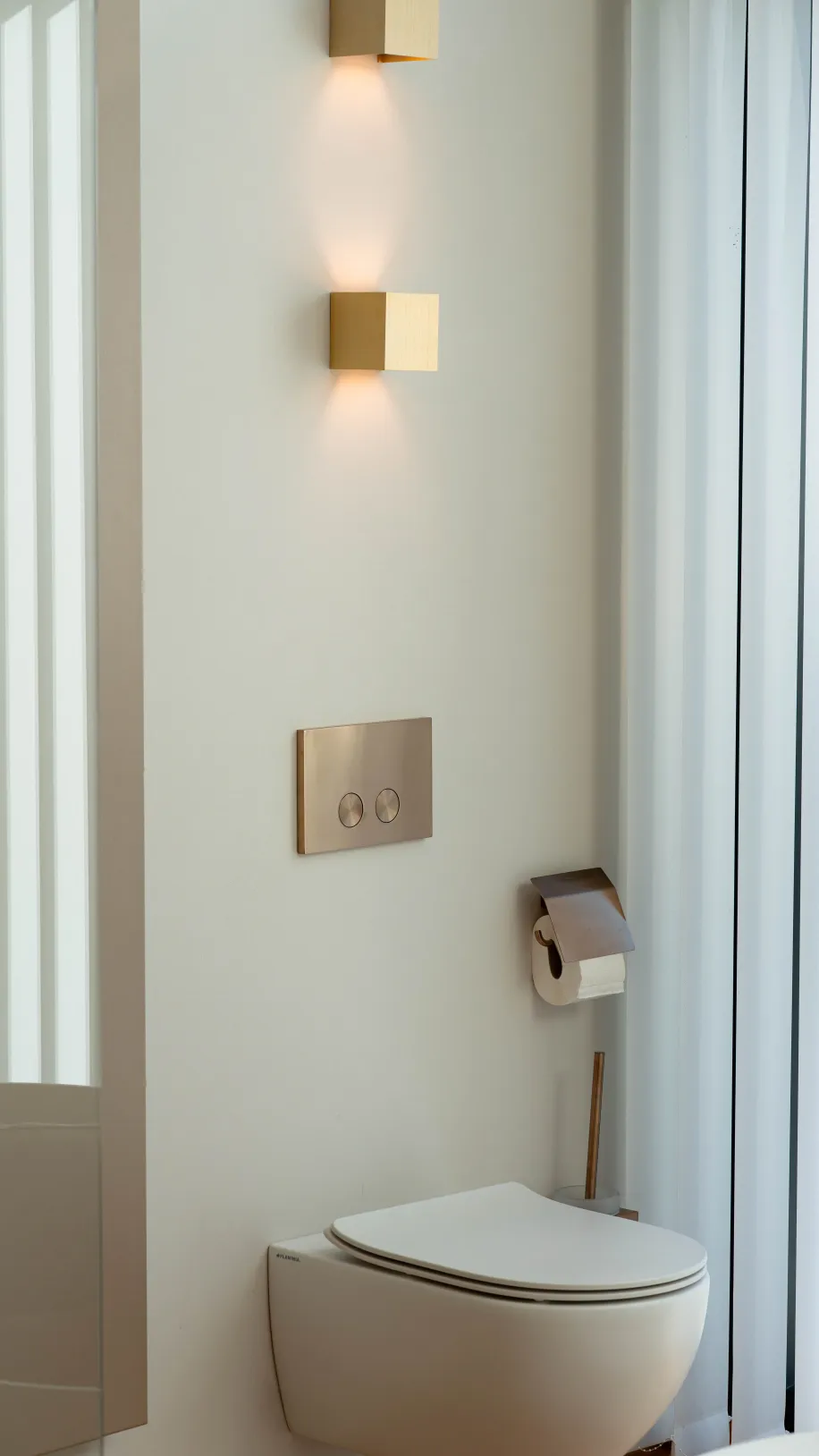 WC gold rose Ausstellung Zirkelbach